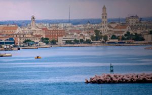 Bari, già disponibile la fibra FTTH di Open Fiber