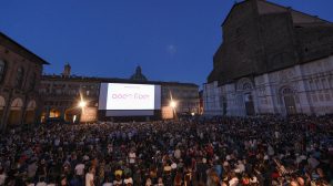 Open Fiber emoziona Bologna con il videomapping a Piazza Maggiore